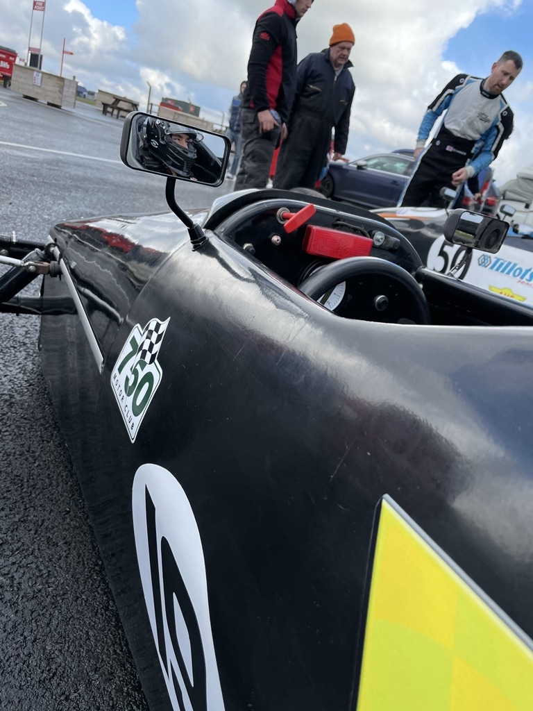 Cockpit and mirror detail